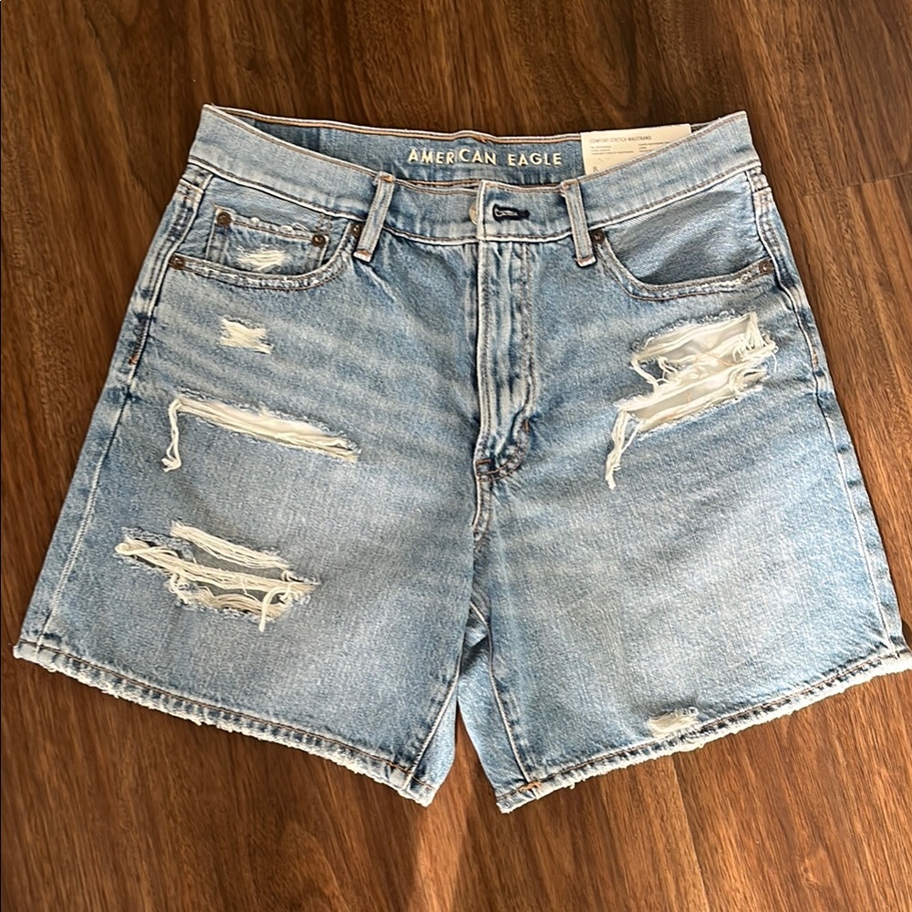 BNWT American Eagle Outfitters Light Blue Distressed Jean Shorts
